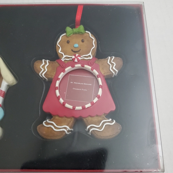 ST. Nicholas Square Ornament Frames Set of 3. - Picture 4 of 7